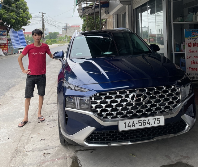 Chạy Mẹc S ở nước ngoài, về nước sắm Hyundai Santa Fe 2021, người dùng đánh giá: Chưa hoàn hảo nhưng đáng 1,5 tỷ bỏ ra - Ảnh 8.