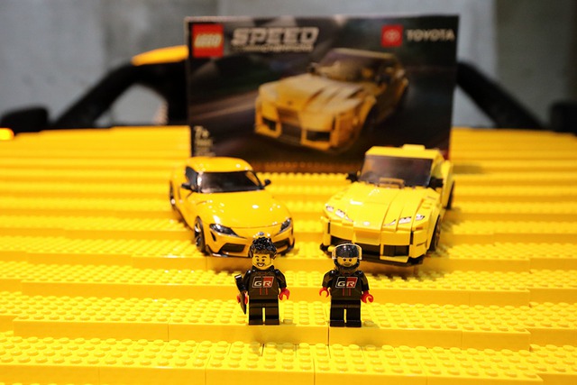 Toyota Supra làm từ Lego: To như xe thật, tốc độ tối đa 28km/h, nhưng có tiền cũng chẳng mua được - Ảnh 4.