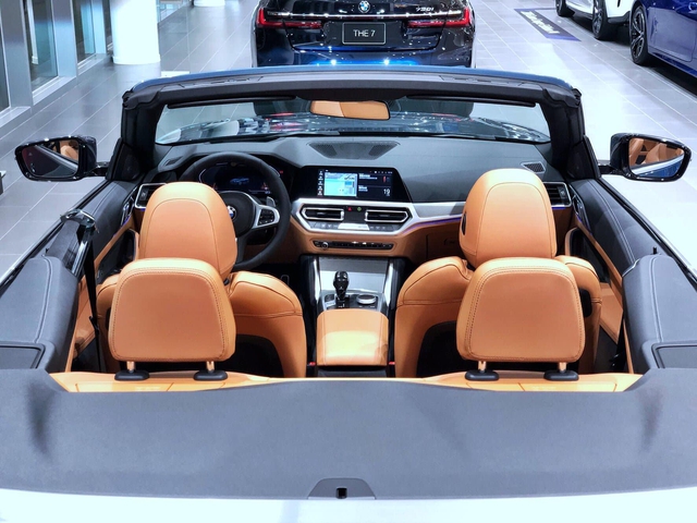 BMW 430i Convertible 2021 đầu tiên về đại lý tại Việt Nam: Xe chơi mui trần giá hơn 3,3 tỷ đồng không có đối thủ - Ảnh 4.