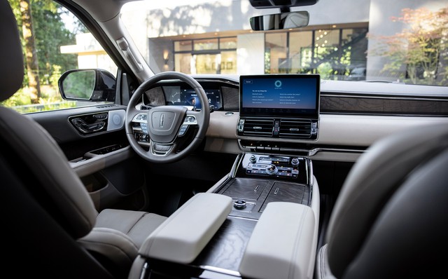 Ra mắt Lincoln Navigator 2021 - Lựa chọn mới cho đại gia Việt chán Cadillac Escalade - Ảnh 2.