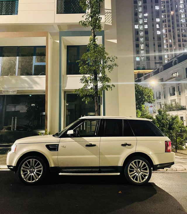 Bán Range Rover Sport giá hơn 800 triệu, chủ xe tâm sự: Vừa bảo dưỡng hết 200 triệu, mua về chỉ việc đi - Ảnh 2.