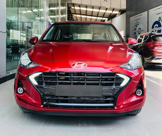 Lộ diện Hyundai Grand i10 2021 tại đại lý: Ra mắt cuối tuần này, đối thủ đe dọa vua phân khúc VinFast Fadil - Ảnh 1.