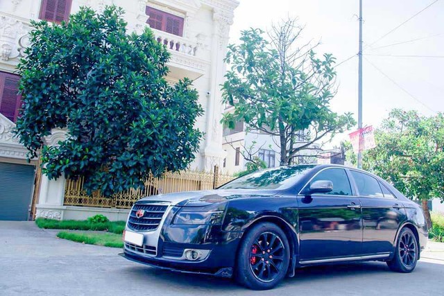 Những tưởng là Cadillac hàng hiệu, hoá ra đây là mẫu sedan Trung Quốc có giá bán lại chỉ hơn 200 triệu đồng - Ảnh 1.