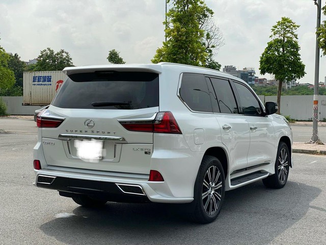 Bán Lexus LX 570 Super Sport sau chỉ 9.000km, chủ xe công khai chịu lỗ hơn 2 tỷ đồng khiến CĐM không khỏi bất ngờ - Ảnh 3.