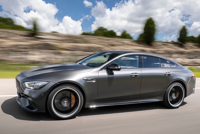 Mercedes-AMG GT 63 S chào hàng đại gia Việt: Giá hơn 12 tỷ đồng, đắt hơn GT R của Nguyễn Quốc Cường, mạnh ngang siêu xe - Ảnh 3.