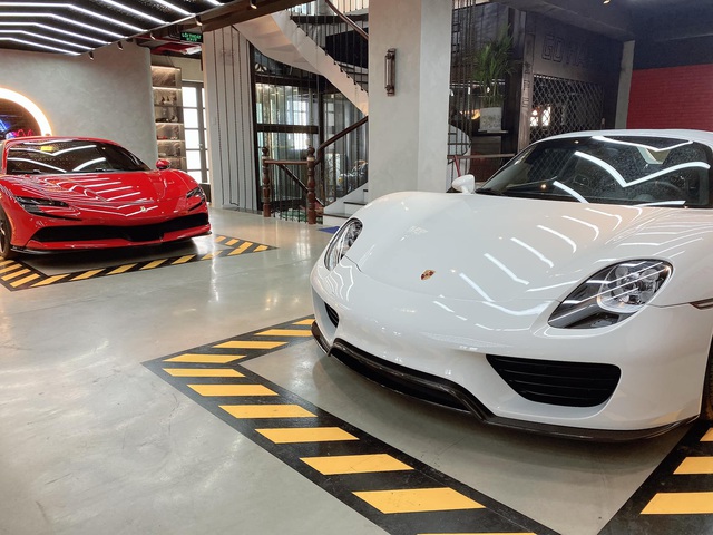 Rộ tin Porsche 918 Spyder độc nhất Việt Nam bất ngờ trở lại trong garage của nữ doanh nhân 9x, đập tan tin đồn chia tay siêu phẩm độc nhất Việt Nam? - Ảnh 2.