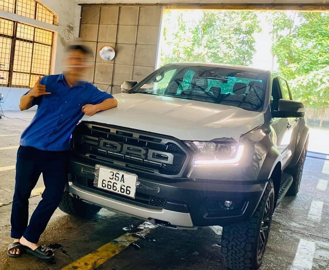 5 chiếc Ford Ranger biển ngũ quý tại Việt Nam: Một chiếc từng được rao bán giá 3,1 tỷ đồng, có chiếc độ mất nửa tỷ đồng nhưng không bán - Ảnh 2.