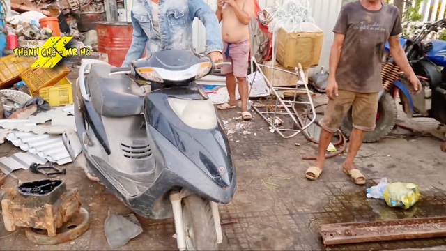 Chuyện xe cộ: Thợ máy Việt Nam chế ‘siêu xe’ từ xe máy ‘đồng nát’ khiến dân mạng nước ngoài trầm trồ khen ngợi - Ảnh 1.