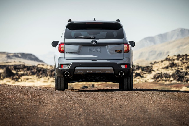 Ra mắt Honda Passport 2022 - SUV cỡ trung cạnh tranh Hyundai Santa Fe và Kia Sorento - Ảnh 3. Ra mắt Honda Passport 2022 - SUV cỡ trung cạnh tranh Hyundai Santa Fe và Kia Sorento - Ảnh 3.