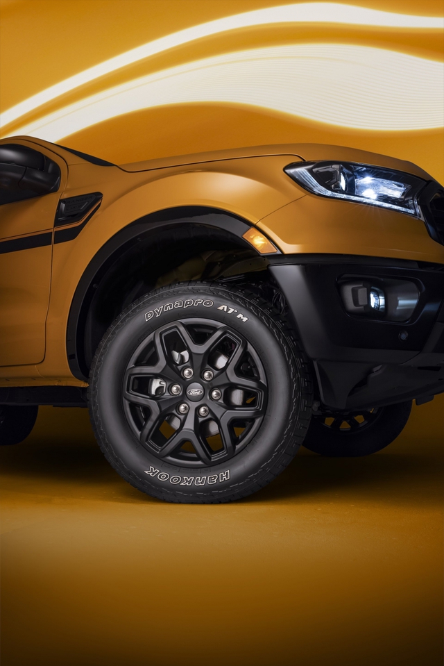 Khám phá Ford Ranger Splash 2022 lấy cảm hứng từ những năm 1990 - Ảnh 7. Khám phá Ford Ranger Splash 2022 lấy cảm hứng từ những năm 1990 - Ảnh 7.