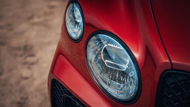 Bentley Bentayga S 2022 khởi điểm từ 17 tỷ đồng - Ảnh 5.