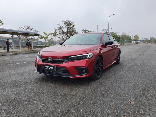 Chi tiết 3 phiên bản Honda Civic 2022 sắp bán tại Việt Nam: Chưa có cảm biến lùi, bản RS ngập trang bị nhưng khó có giá ngon - Ảnh 1.