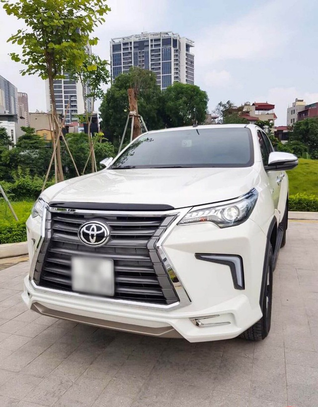 Bán tải Lexus bản photoshop khiến CĐM nước ngoài ước ao, thợ Việt hóa ra đã làm từ lâu - Ảnh 6.
