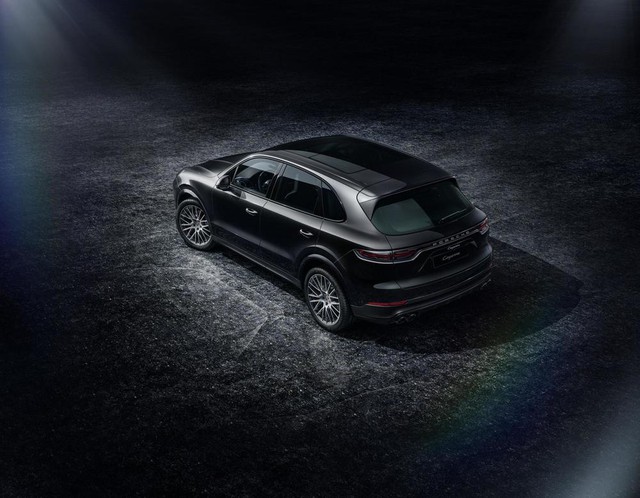 Chưa thỏa mãn với Porsche Cayenne thường, đại gia Việt có thể tham khảo phiên bản đẳng cấp hơn có giá từ 5,16 tỷ đồng - Ảnh 2.