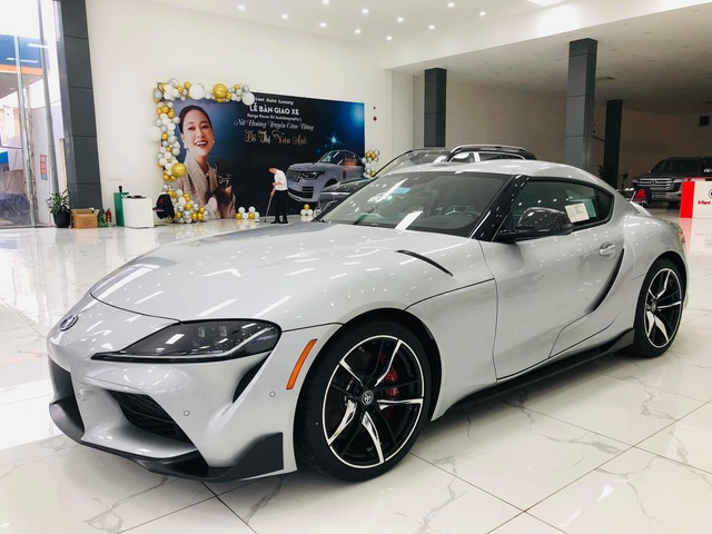 After 6 months of being abandoned, the first Toyota Supra 2021 in Vietnam suddenly returned to the giant Saigon - Photo 5.