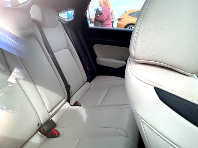 Acura Integra - Phiên bản hạng sang của Honda Civic lộ khoang nội thất đáng thất vọng - Ảnh 4.