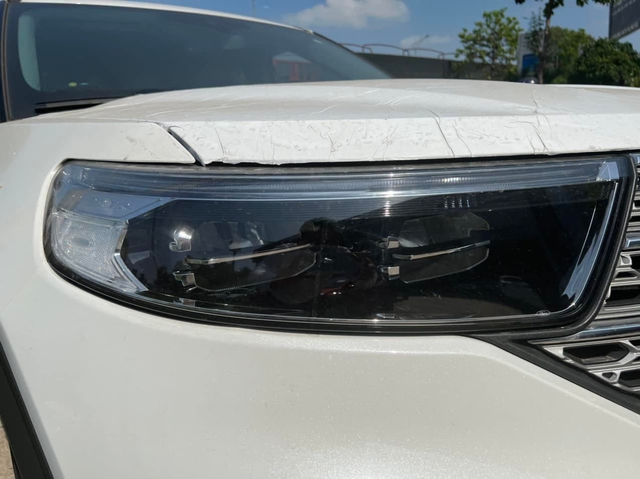 Ford Explorer 2022 ồ ạt về đại lý: Giao xe trong tháng 2, nhiều đại lý hét giá bia kèm lạc 300 triệu đồng - Ảnh 3. Ford Explorer 2022 ồ ạt về đại lý: Giao xe trong tháng 2, nhiều đại lý hét giá bia kèm lạc 300 triệu đồng - Ảnh 3.