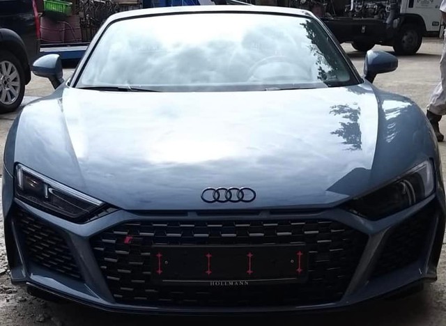 Audi R8 V10 Spyder RWD đầu tiên sắp về nước: Lamborghini Huracan phiên bản giá rẻ cho đại gia Việt lựa chọn - Ảnh 2.