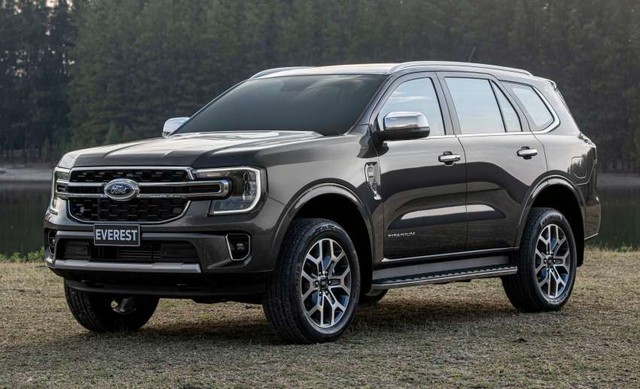 Ford Everest 2022 is revealed naked in Vietnam, the launch date is not far away, blowing heat on the Fortuner - Photo 4.