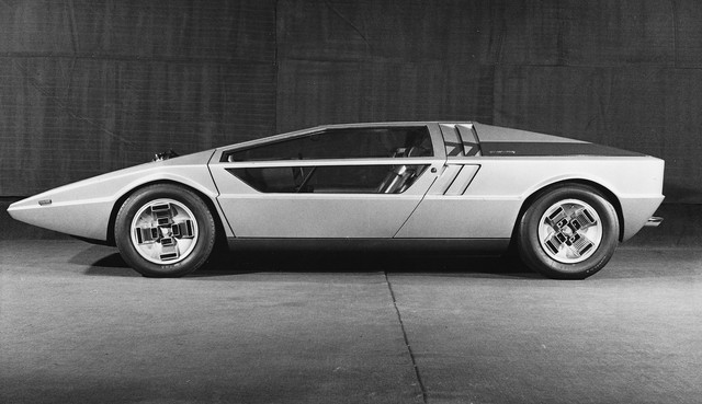 Maserati Boomerang, 50 năm trôi qua vẫn nguyên vẹn sự hấp dẫn - Ảnh 4.