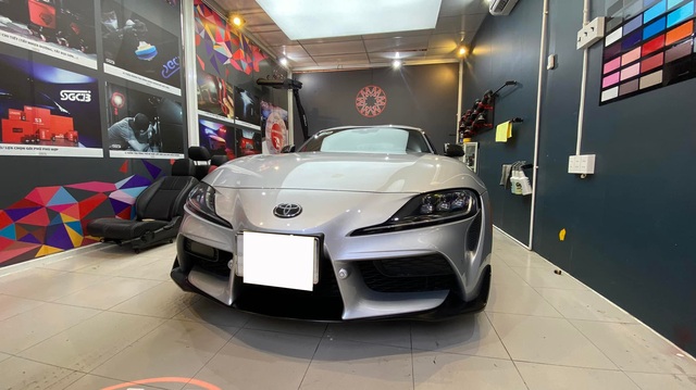 Sau 6 tháng bị bỏ rơi, Toyota Supra 2021 đầu tiên tại Việt Nam bất ngờ về tay đại gia Sài Thành - Ảnh 2.