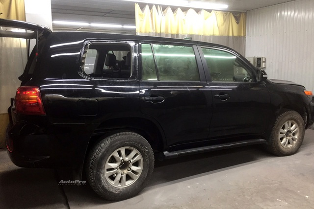 Toyota Land Cruiser owner spent 1 billion dong to revive the car from scrap metal: Shiny as if it was just unboxed after 3 months, unrecognizable with the naked eye - Photo 10.