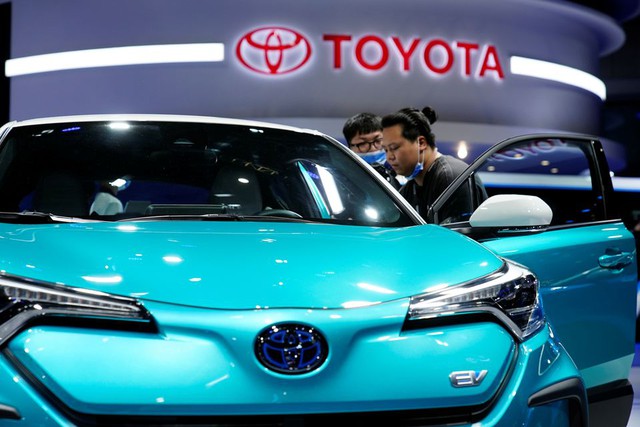   Toyota, Subaru and Mazda still bet on green fuel - Photo 1.