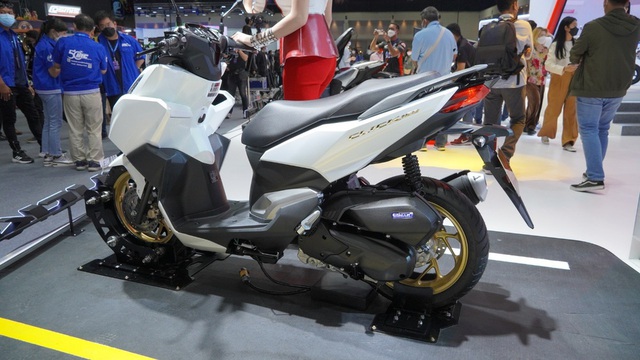 Xe máy Honda Made in Thailand ra mắt gây sốt nhờ loạt nâng cấp, cốp chứa đồ 18 lít - Ảnh 4.