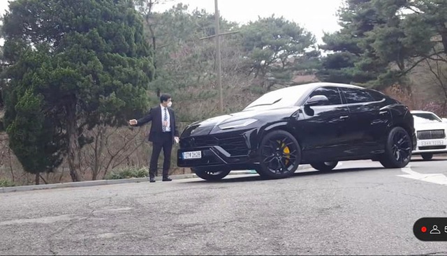 Check out the extremely high-quality cars at Hyun Bin's wedding of the century - Son Ye Jin: All luxury cars and super luxury cars, estimated to cost hundreds of billions of dong - Photo 6.