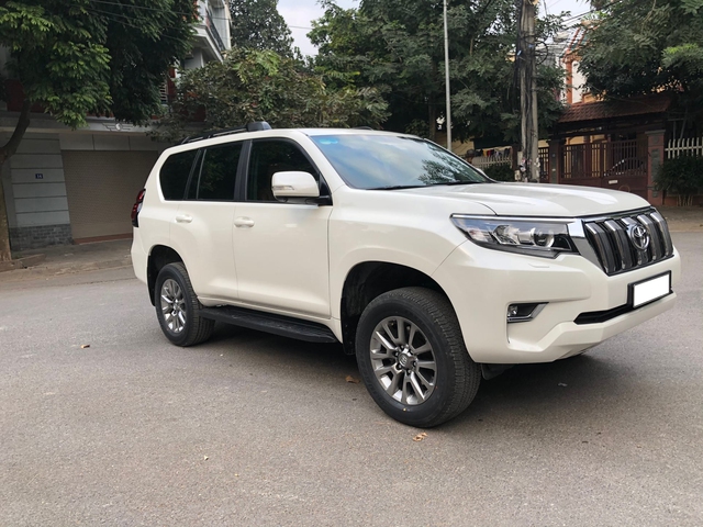 Trẻ hóa Toyota Land Cruiser Prado tới 10 năm tuổi chỉ mất hơn 100 triệu đồng, CĐM trầm trồ: ‘Đỉnh của chóp’ - Ảnh 1.