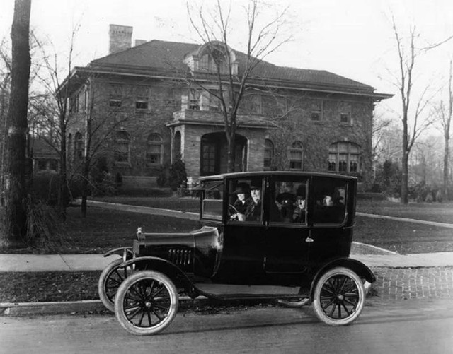 Why were electric cars popular a century ago and then disappeared?  - Photo 3.