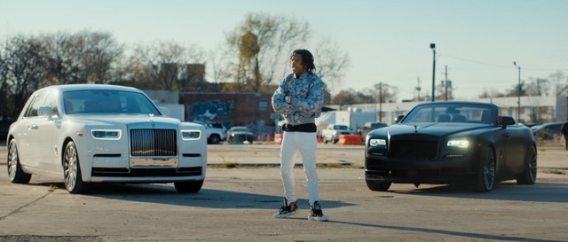 Rapper Lil Baby - Tay chơi xe thứ thiệt với dàn Rolls-Royce khủng chính chủ góp mặt trong 2 MV mới - Ảnh 3. Rapper Lil Baby - Tay chơi xe thứ thiệt với dàn Rolls-Royce khủng chính chủ góp mặt trong 2 MV mới - Ảnh 3.
