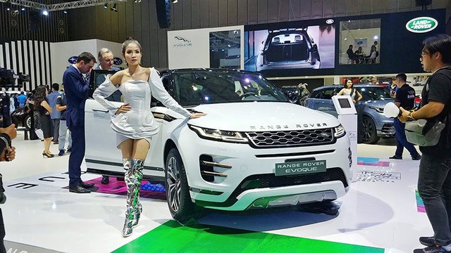 The most spectacular auto show in Vietnam is scheduled to return this year: There have been 11 registered car companies, not only many new cars but also yachts - Photo 5.