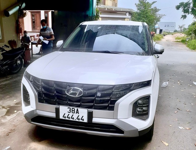 Nghe An called, Ha Tinh replied: The owner of the Hyundai Creta car hit the 4th quarter license plate right after the 9th quarter license plate Kia Sonet - Photo 1.