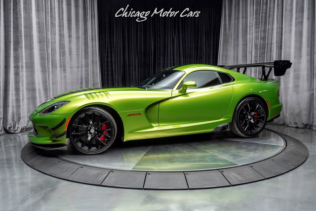 Dodge Viper ACR đầu tiên về Việt Nam: Huyền thoại cơ bắp với động cơ thử thách dân chơi thời giá xăng tăng - Ảnh 5.