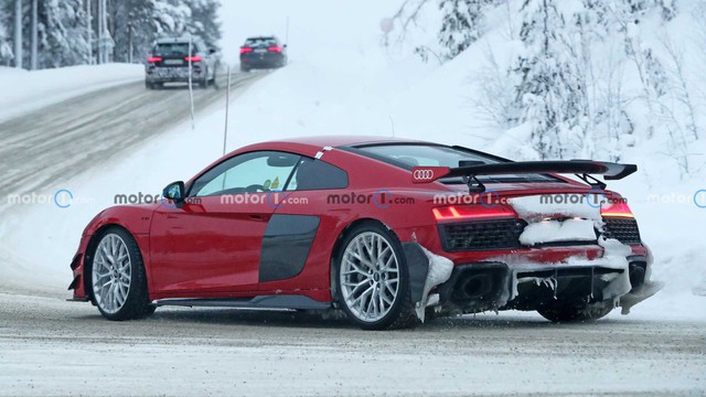 Audi R8 tries to salvage with a special version before leaving the market too harsh for petrol cars - Photo 2.