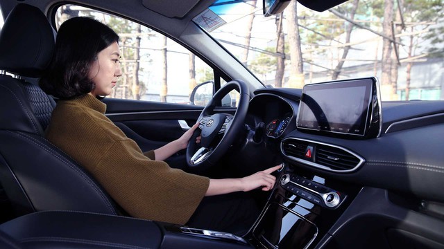 Hyundai lại cân nhắc ý tưởng dị: Lấy... mắt khách hàng mở cửa thay chìa khóa cơ - Ảnh 2.