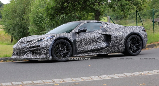 GM confirmed Chevrolet Corvette will have a future engine version when launched next year - Photo 2.