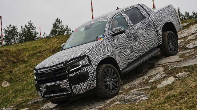 Volkswagen Amarok lột xác hoàn toàn sau khi thành anh em với Ford Ranger: Dài hơn, mạnh hơn, dùng một loạt trang bị công nghệ hiện đại - Ảnh 4.