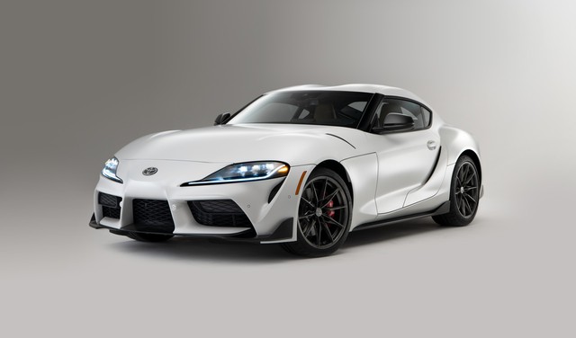 Toyota GR Supra is officially like Vios junior because... has a manual version - Photo 2.