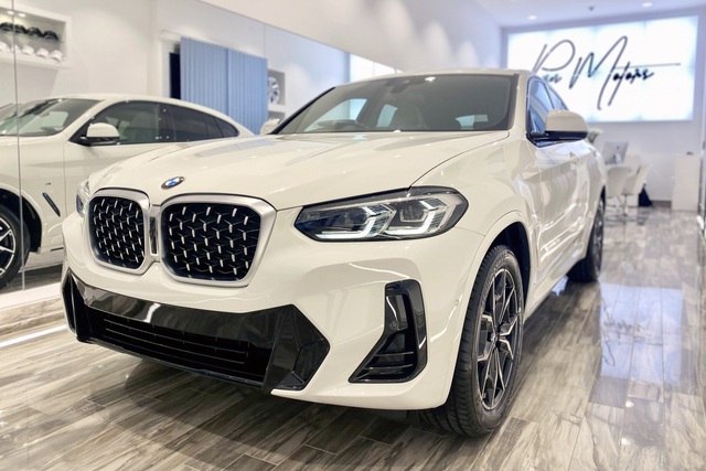 Revealing a series of genuine equipment on the upcoming BMW X4 2022 in Vietnam: Bodykit, laser light, large screen, responding to Mercedes-Benz GLC Coupe - Photo 1.