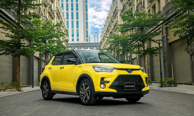 Chính thức triệu hồi Toyota Raize tại Việt Nam vì lỗi ụ bắt giảm xóc trước - Ảnh 1.