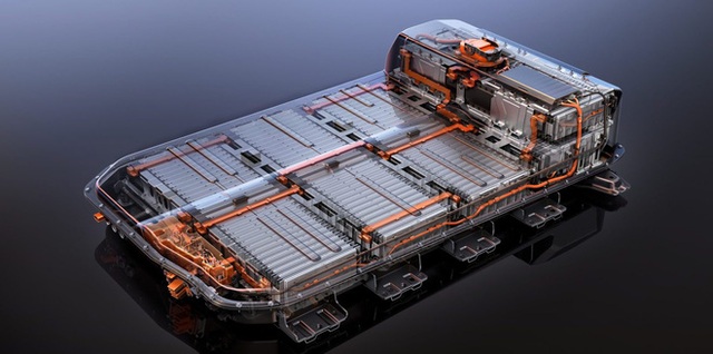 Sếp Mercedes: 3 hòn đá tảng ngáng đường xe điện - VinFast có quá vội khi bỏ xe xăng? - Ảnh 4. Sếp Mercedes: 3 hòn đá tảng ngáng đường xe điện - VinFast có quá vội khi bỏ xe xăng? - Ảnh 4.