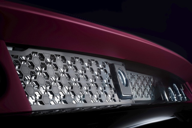 Rolls-Royce Phantom 2023 launched: Glow radiator, many new options for the super rich - Photo 9.
