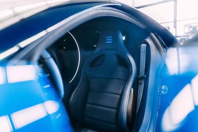 Cristiano Ronaldo's Bugatti supercar took up to 16 weeks just to make the interior - Photo 6.