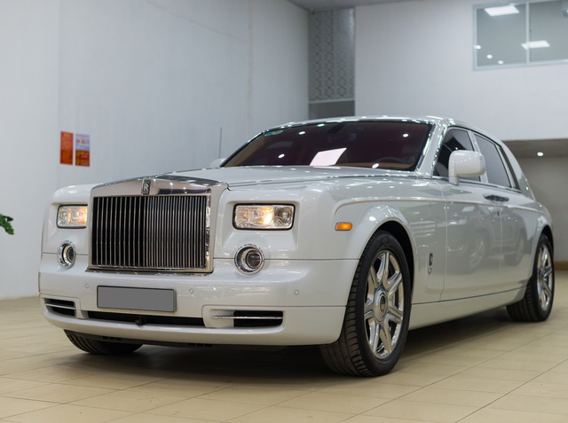 Chạy hơn 40000 km RollsRoyce Phantom bản 100 năm vẫn có giá 20 tỷ tại Hà  Nội  CafeAutoVn