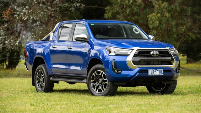 Toyota Hilux sắp có bản nâng cấp: Ra mắt giữa năm nay, tăng sức cạnh tranh trước đối thủ Ford Ranger - Ảnh 1.