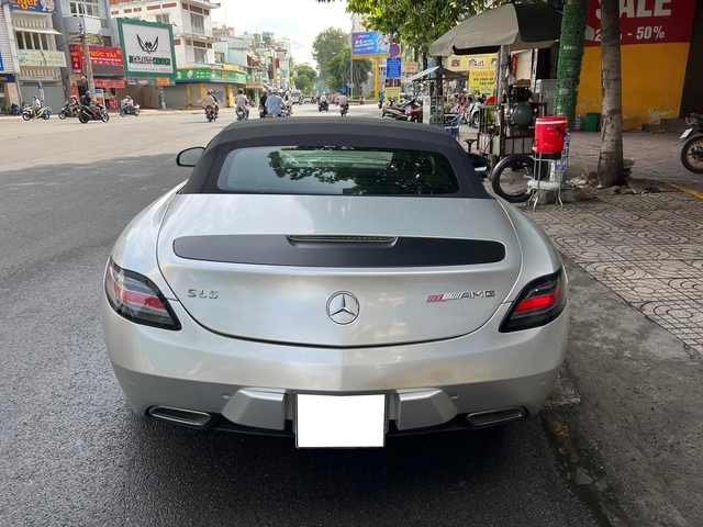 Mercedes-Benz SLS AMG GT Roadster độc nhất Việt Nam tái xuất sau hơn 1 năm nằm trong garage - Ảnh 3.
