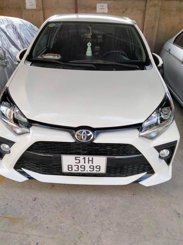 Chiếc Toyota Wigo được chào giá 1,2 tỷ đồng nhờ biển phát tài, tam hoa - Ảnh 2.