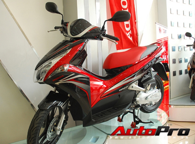Head Honda giảm giá xe, "bà Hỏa" vô can